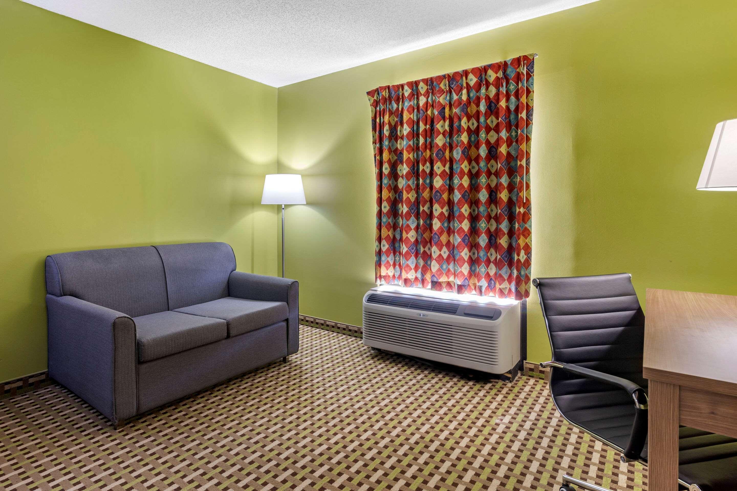 Quality Inn Brunswick Exterior photo