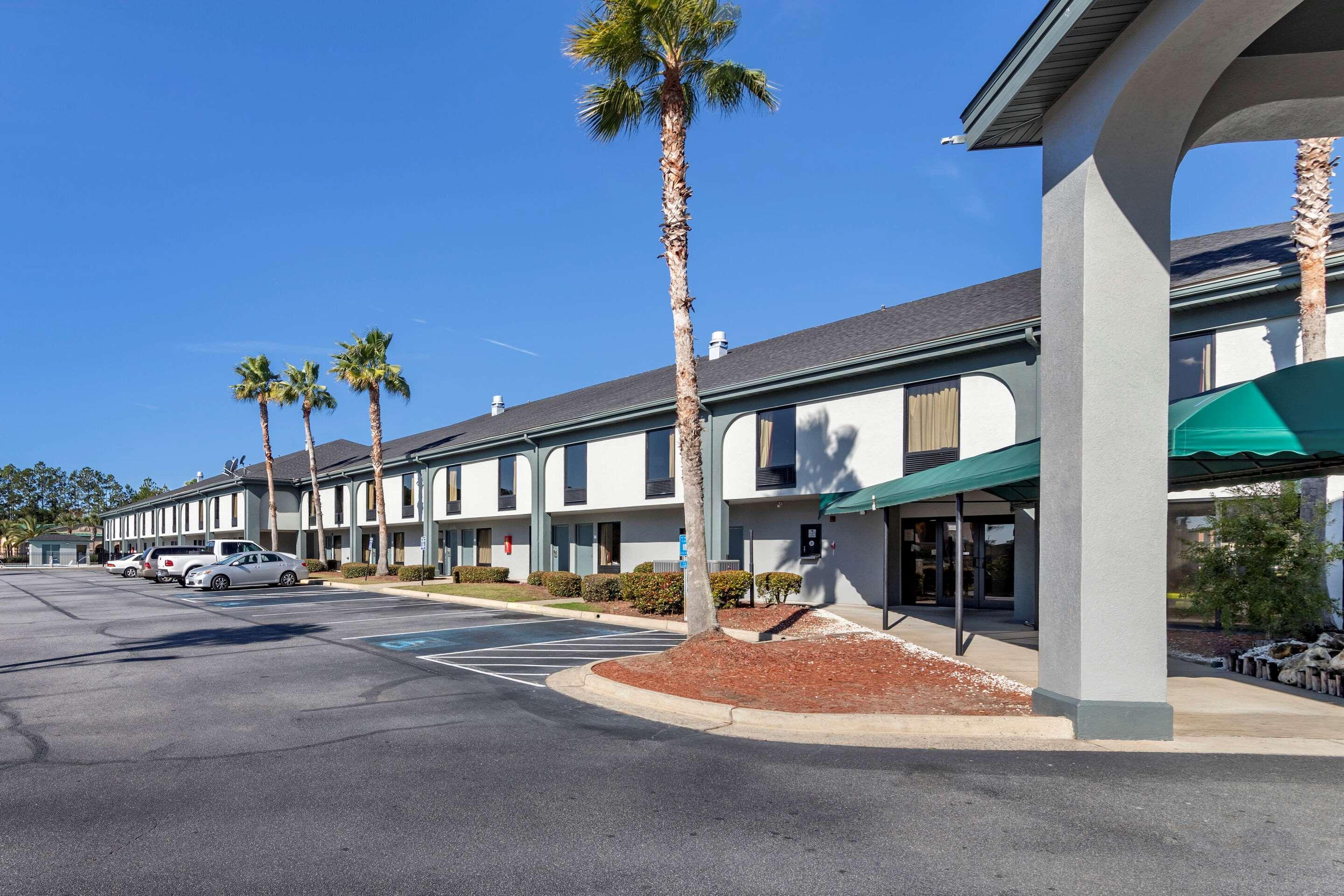 Quality Inn Brunswick Exterior photo